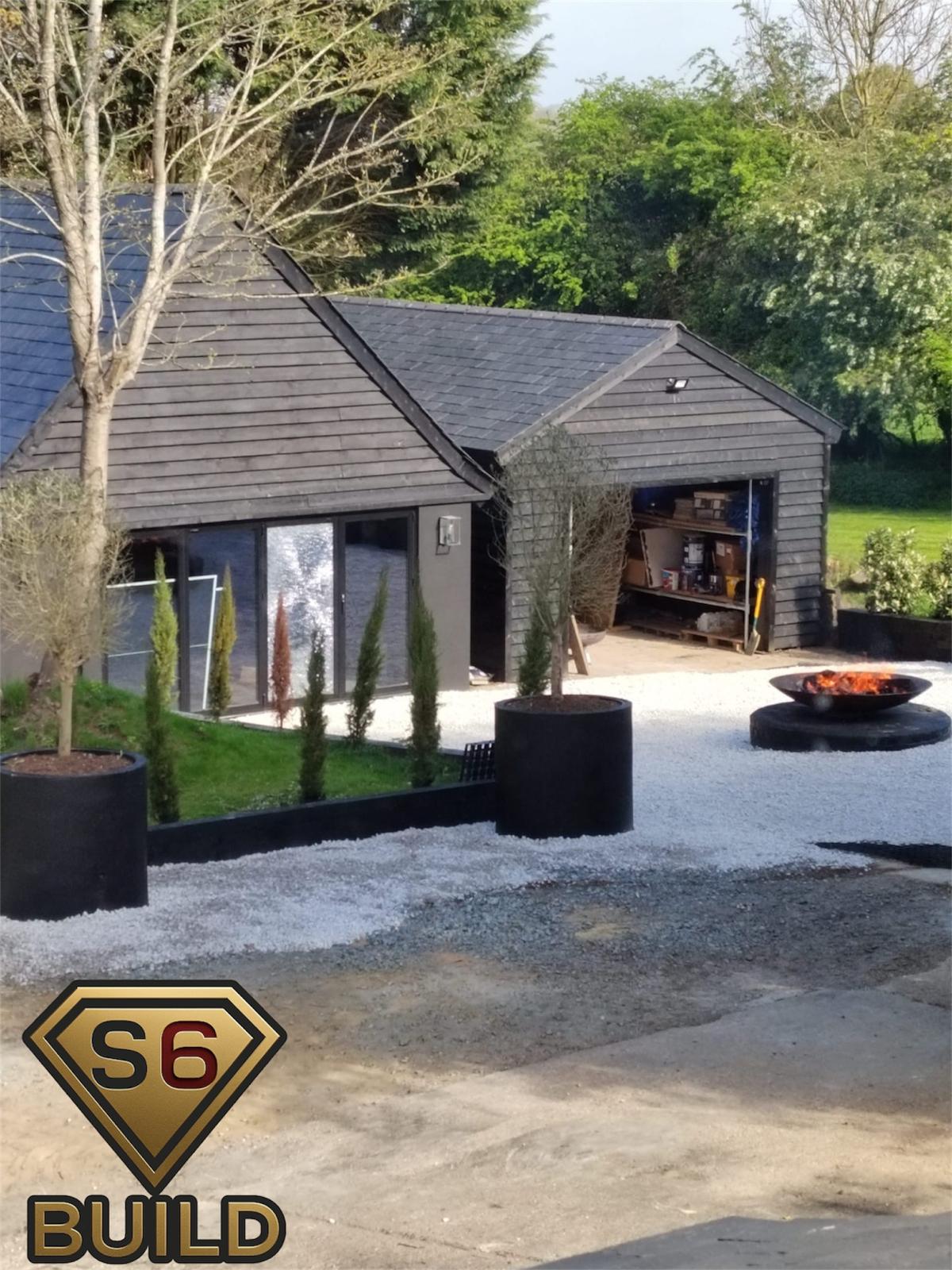 Contemporary outbuilding and exterior carpentry project completed by S6 Build